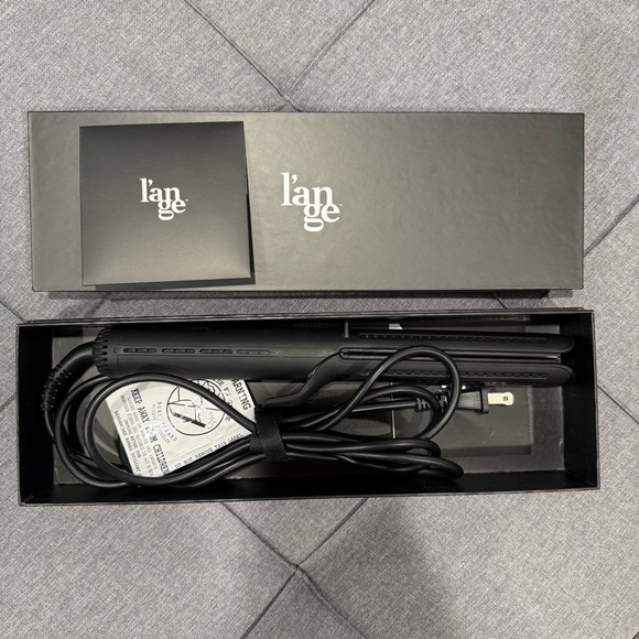 L’ANGE Hair Curler with Cooling Air Vents hair straightener flat iron - Picture 7 of 8